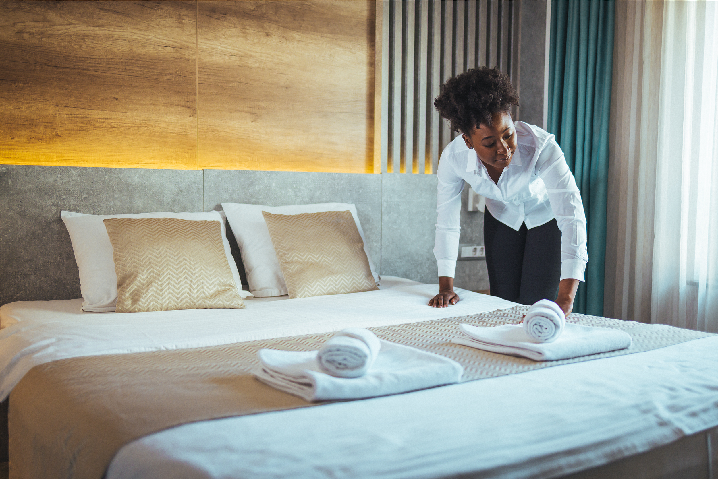 Hotelrienigung-roomservice Zekirovski-gebaeudemanagement-reinigung-service